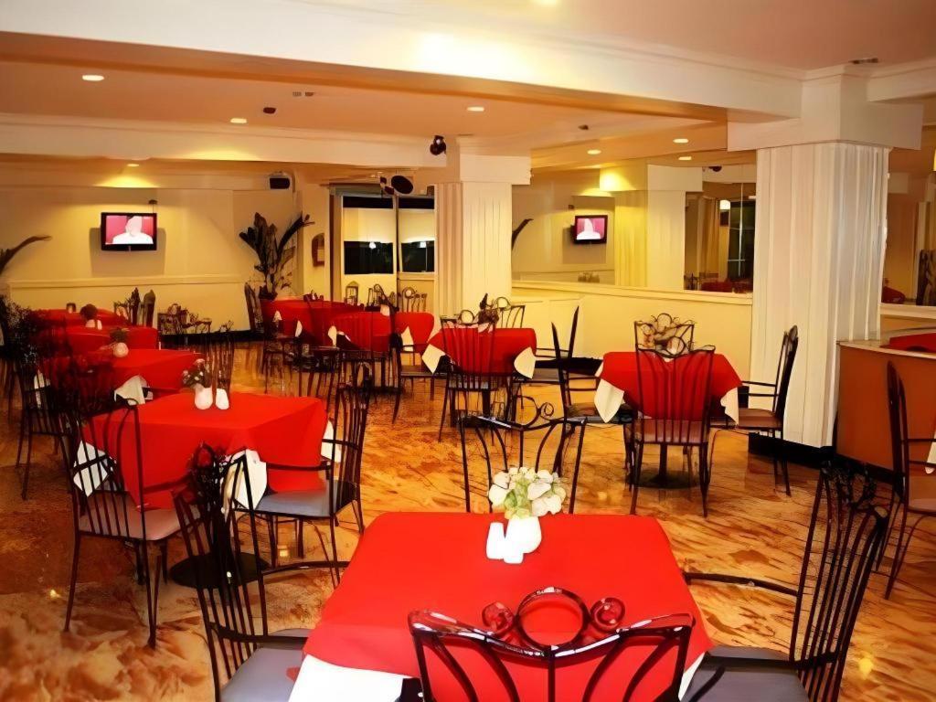 Las Palmas Hotel De Manila Exteriör bild